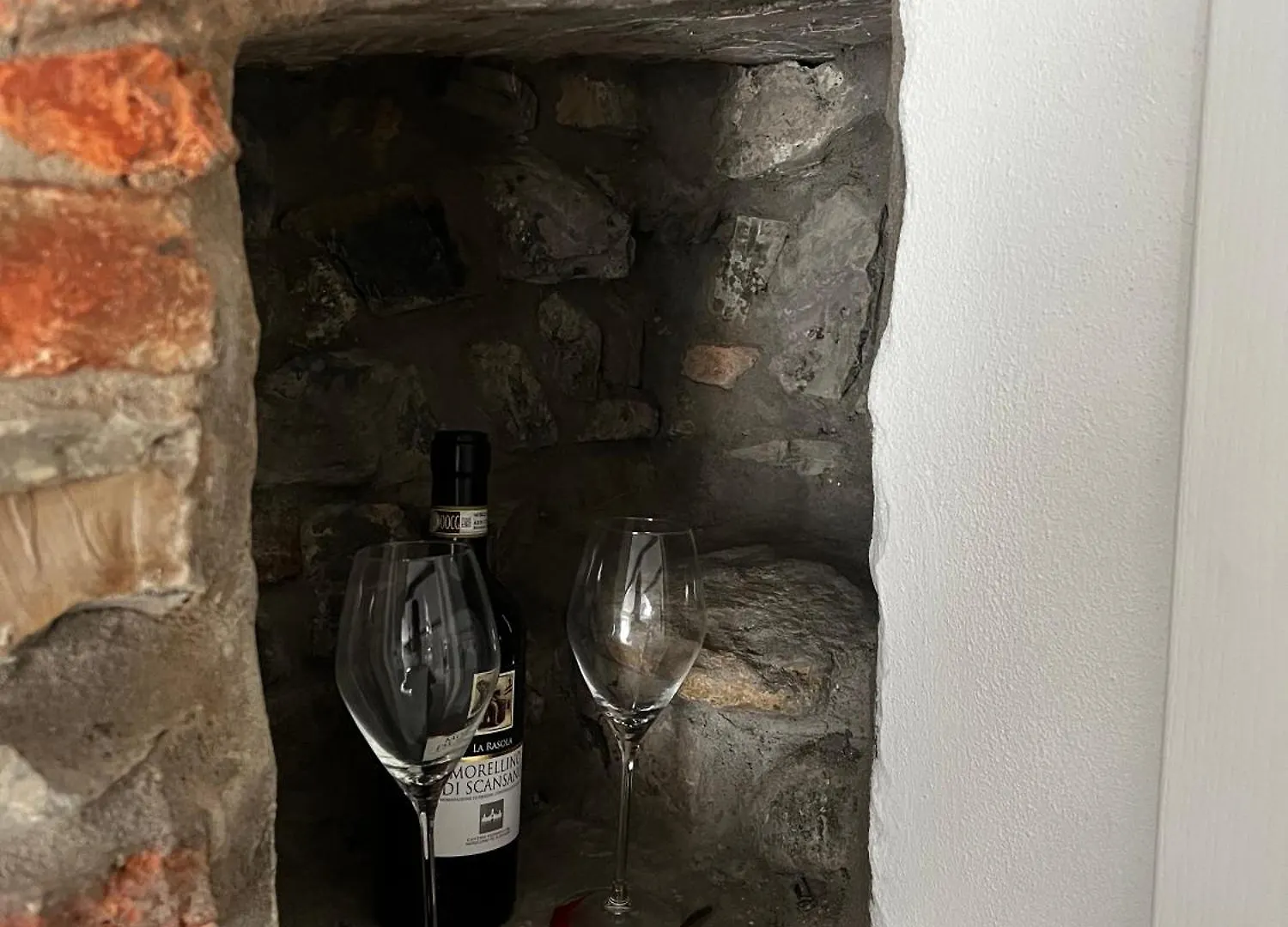 Cascina Uertigher Gorno 0*,  Ιταλία